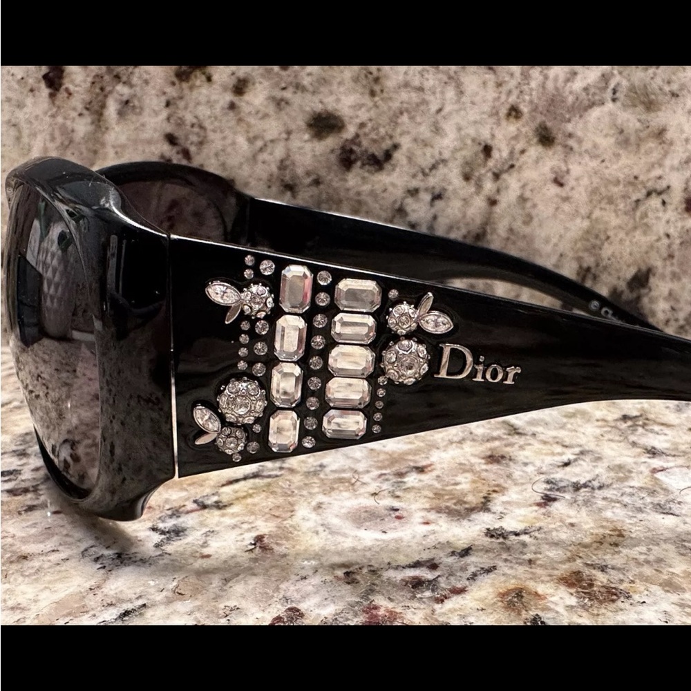 Dior Black Sunglasses with bling 💎 - Picture 6 of 10